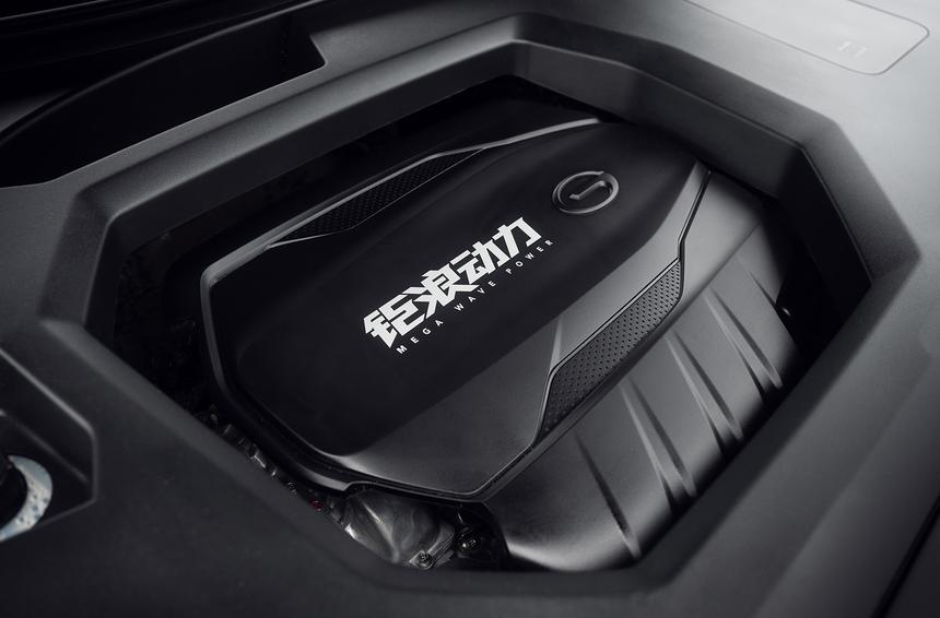 Лайнер: чем удивил кроссовер GAC GS8