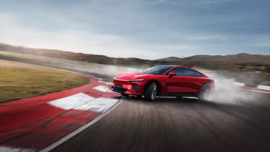 Exeed предложит россиянам особый Exlantix ES Sport