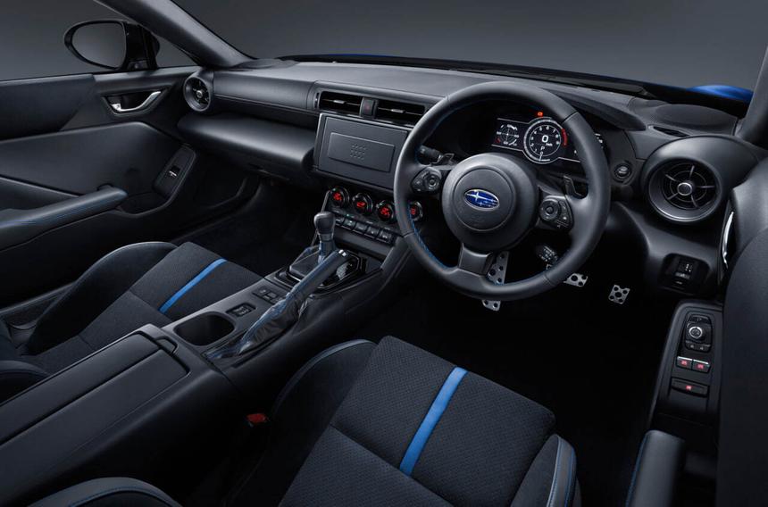 Штрафуют ли водителей праворульных машин за разговор пассажира по телефону