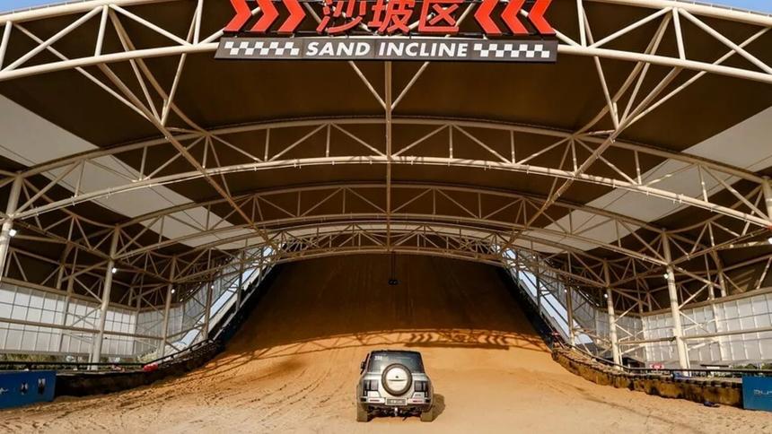 BYD построил «Диснейленд» для автомобилистов