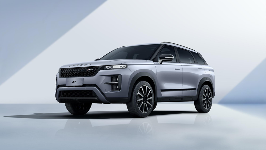 Российская версия Jaecoo J7 получит новый двигатель и другую внешность