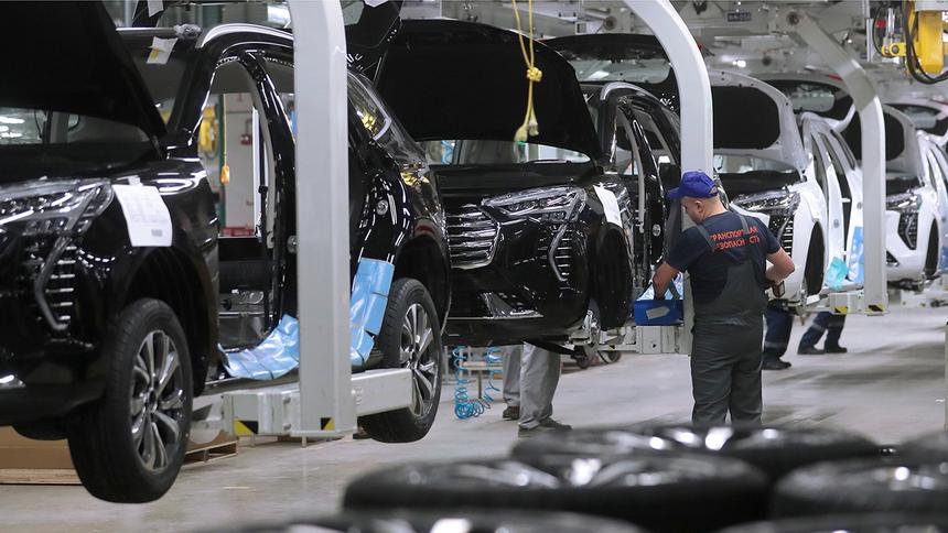 Минпромторг изменил правила для автозаводов в России