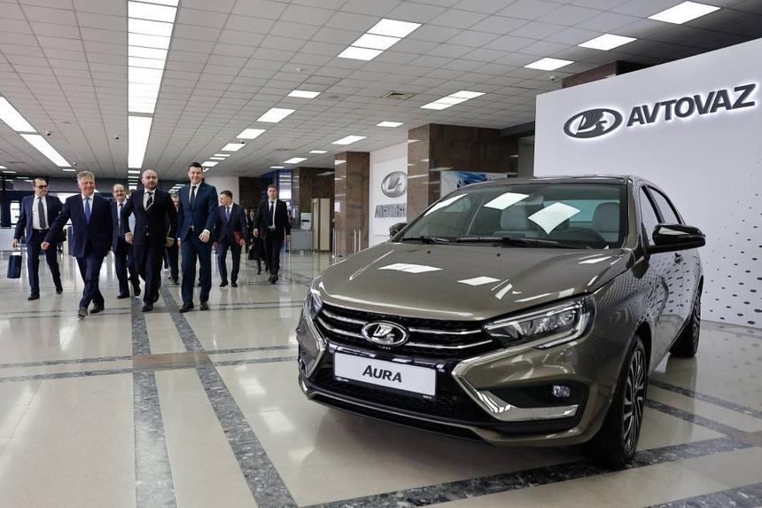 Lada Aura подешевела на 400 тысяч