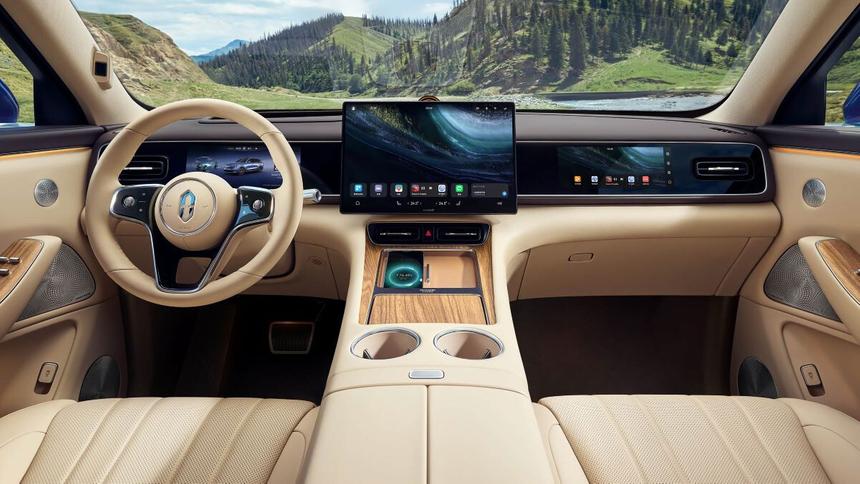 В чём минусы известных протоколов CarPlay и Android Auto