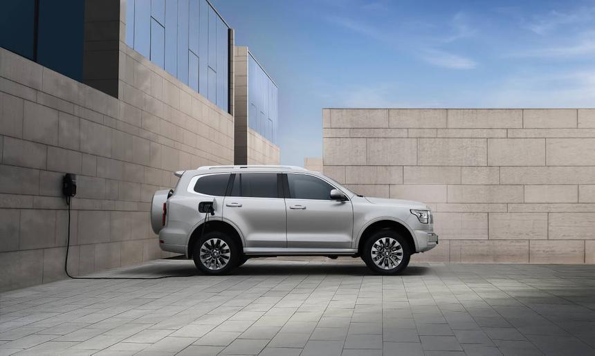 В России стартовали продажи гибридного Tank 500 Hi-Charge