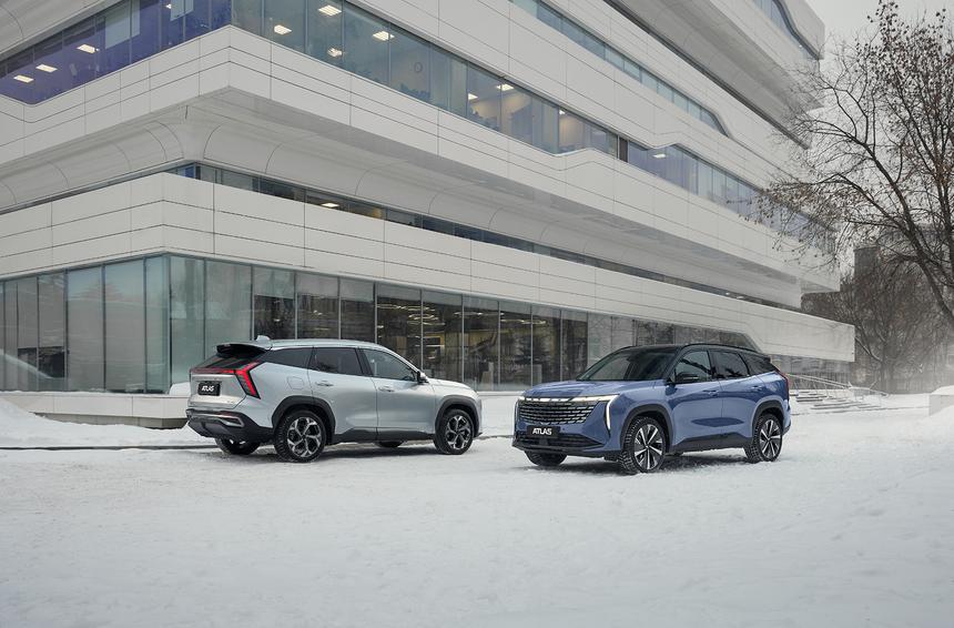 Маленький бак, большой расход и «глюки»: владельцы про кроссовер Geely Atlas