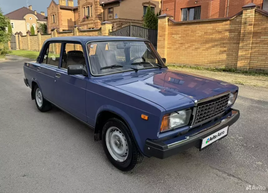 «Жигулям» — 55. Какие знаковые модели Lada могут приобрести россияне