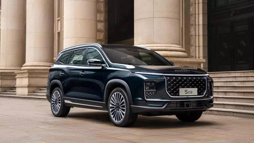 Chery скорректировала цены на кроссоверы Soueast для россиян