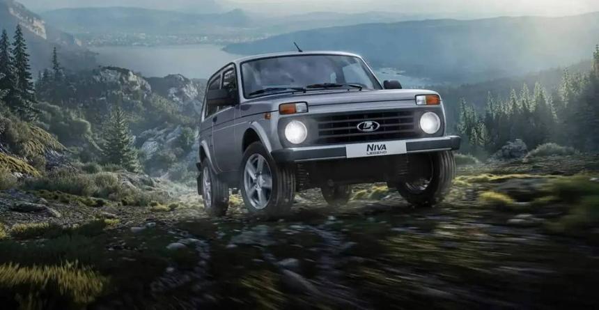 АвтоВАЗ объявил масштабный отзыв Lada Travel и Legend
