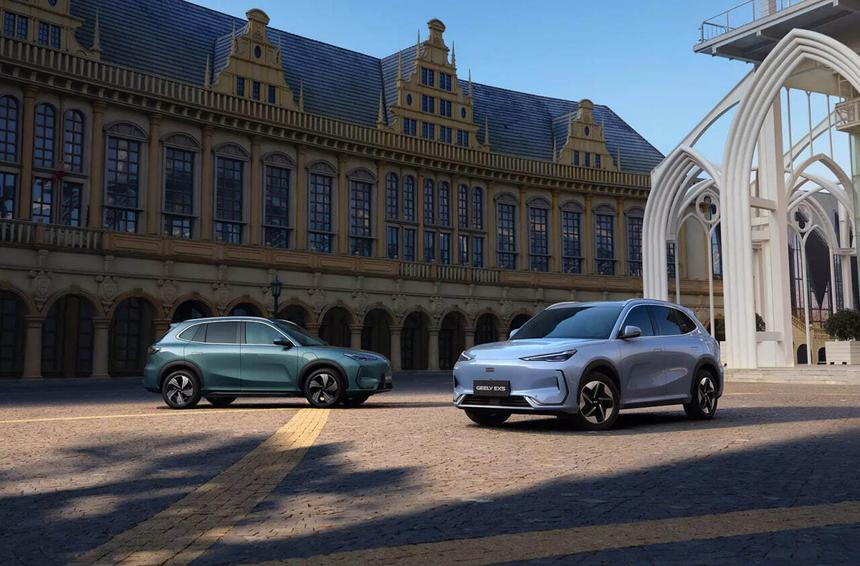 Белорусам предлагают выбор: универсал Lada Vesta или большой кроссовер Geely