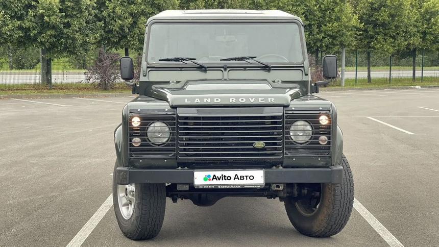 Land Rover Defender — легенда, которую можно купить сейчас