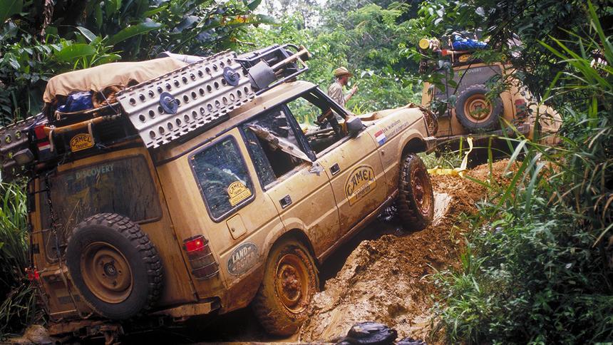 Land Rover Defender — легенда, которую можно купить сейчас