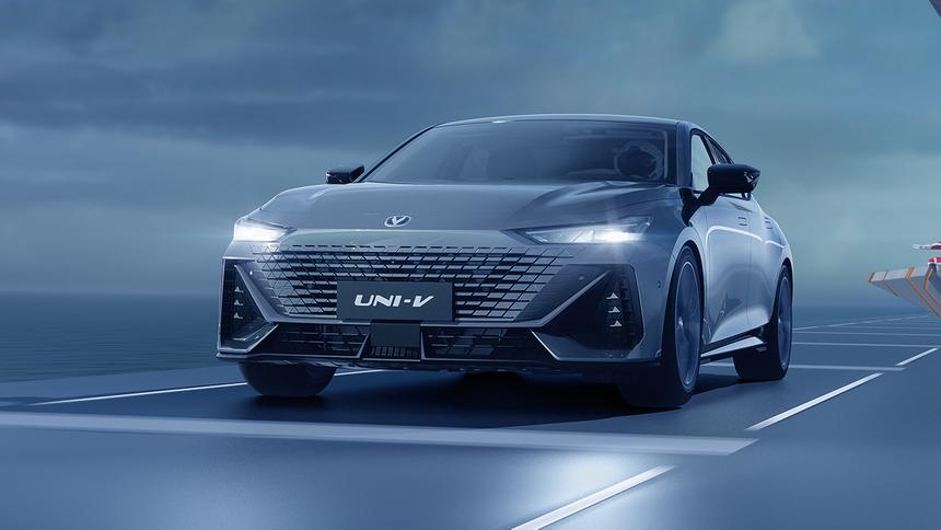 Это вам не Audi: владельцы про стильный китайский Changan Uni-V