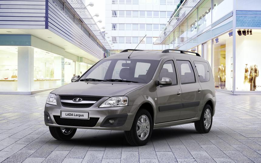 Ему нет альтернативы, но дилер добивает: владельцы про Lada Largus