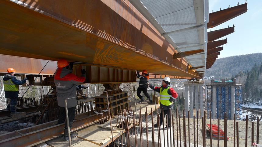 В России научились строить «дороги будущего»: рассказываем подробности