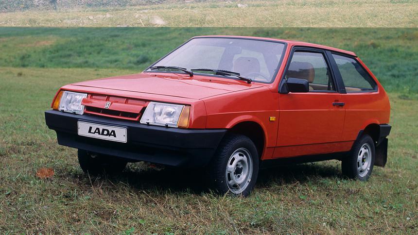Как ВАЗ-2108 изменил советский автопром и остаётся любимой моделью