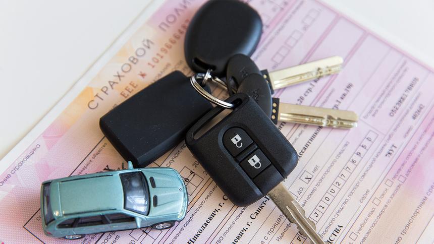 В Госдуме предложили отбирать машины за отсутствие ОСАГО