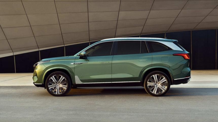 Раскрыты подробности о новом кроссовере «Москвич М90»