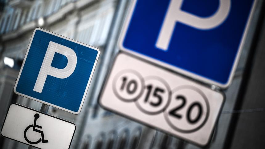 Юрист объяснила, как обжаловать штраф за парковку