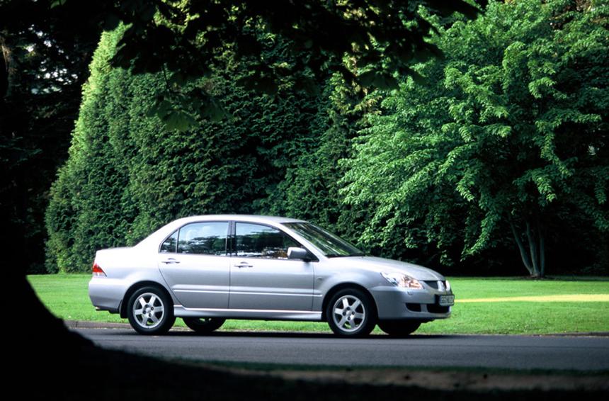 Неоднозначный «японец» с проблемами: так ли надёжен Mitsubishi Lancer IX?