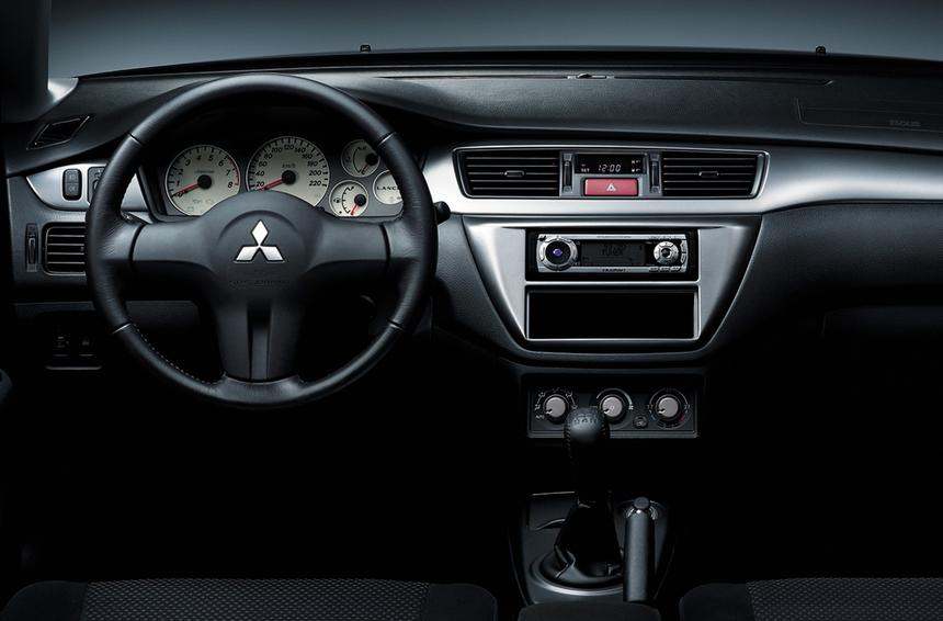 Неоднозначный «японец» с проблемами: так ли надёжен Mitsubishi Lancer IX?