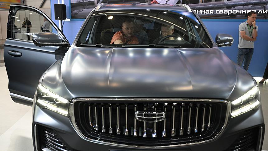 Geely прокомментировал проблемы с двигателями на своих моделях в России