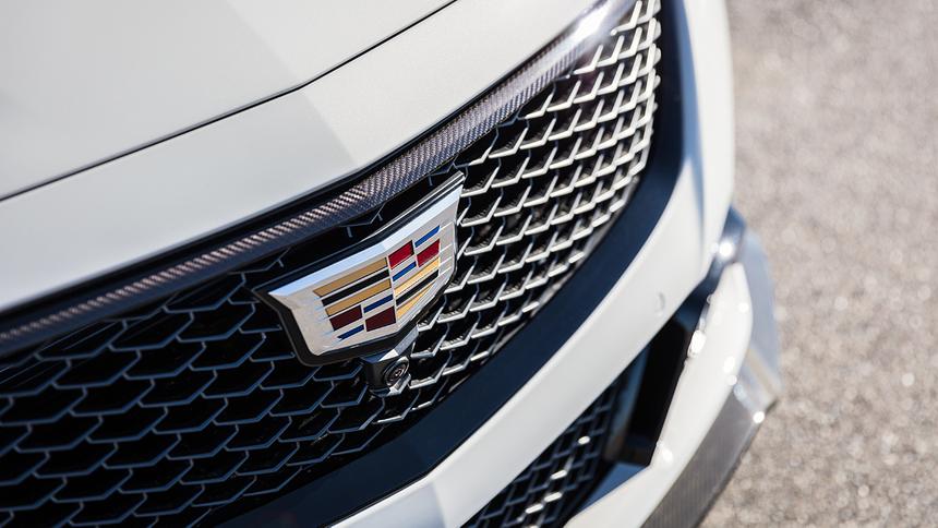 Какие необычные и примечательные Cadillac можно купить сейчас