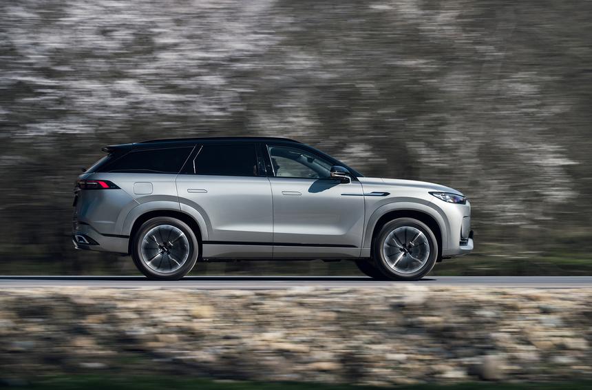 «Немцам» и «Тойоте» на заметку: стоит ли брать кроссовер Jaecoo J8