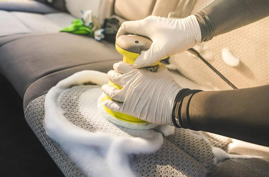 Народные средства: как отмыть багажник и салон?