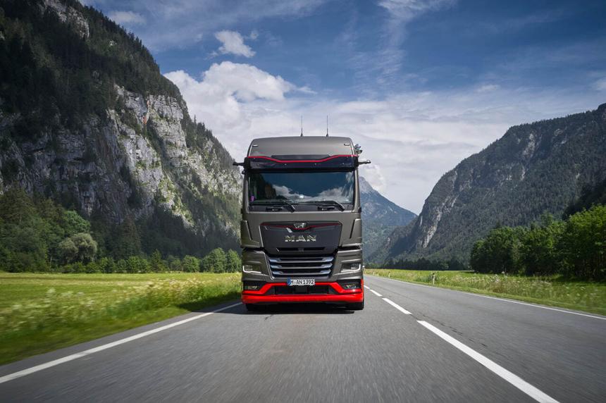 В Словакии начали сбор окурков, чтобы строить дороги