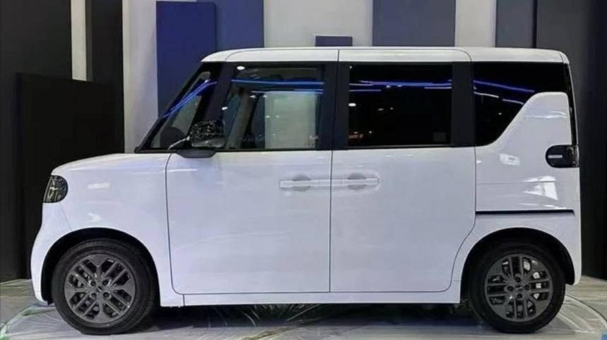 Китайский гигант BYD решил зайти на территорию Suzuki и Honda