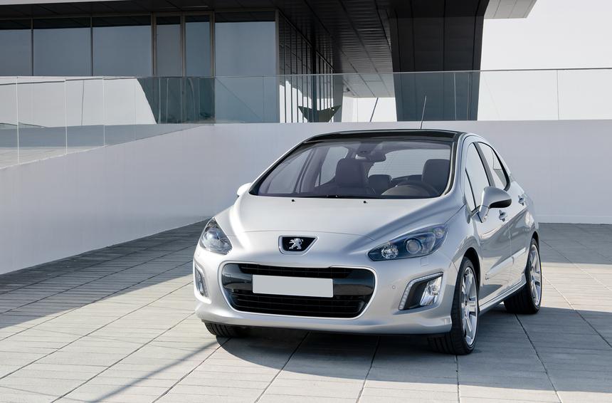 Путь страданий: почему вам не нужен хэтчбек Peugeot 308