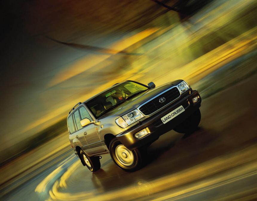 За сколько «новые русские» покупали «крузаки»: вспоминаем цены