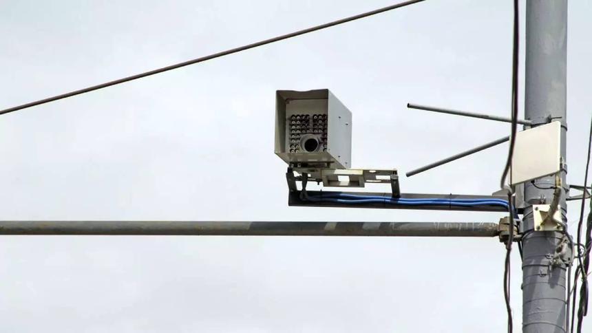 Онтарио избавляется от дорожных камер контроля скорости