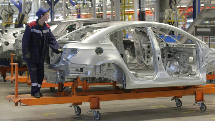 Названы сроки перезапуска питерского завода General Motors