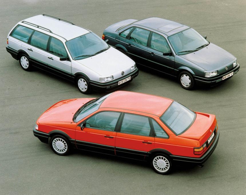 Новая «девятка» или трёхлетняя Skoda: муки выбора россиян 25 лет назад