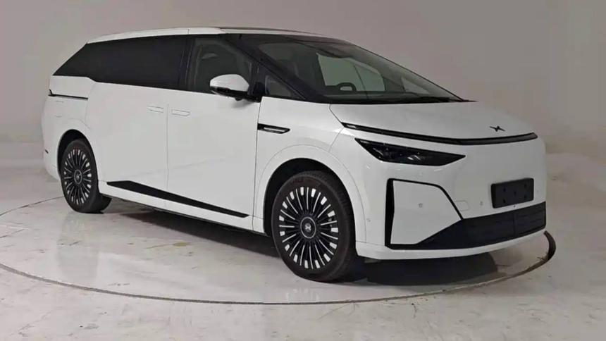 Минивэн XPeng X9 Ultra отличился рекордно мощными процессорами
