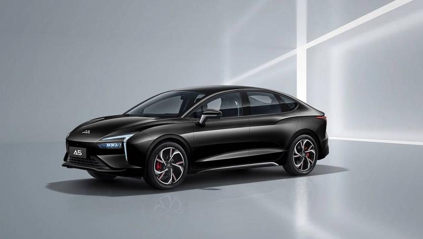 Российский «Амберавто» опередил китайские марки в продажах электрокаров