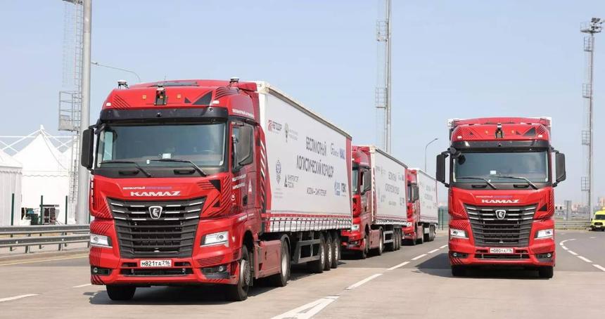 Испытания беспилотных грузовиков на М-11 и ЦКАД продлены до 2028 года