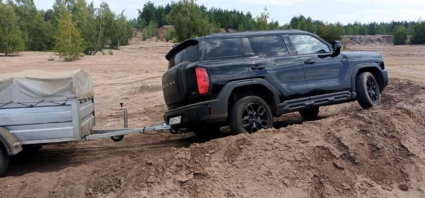 Haval H3 с тяжёлым прицепом испытали всеми типами дорог в России