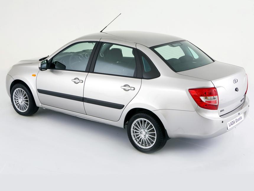 Как менялась стоимость автомобилей Lada за последние 30 лет