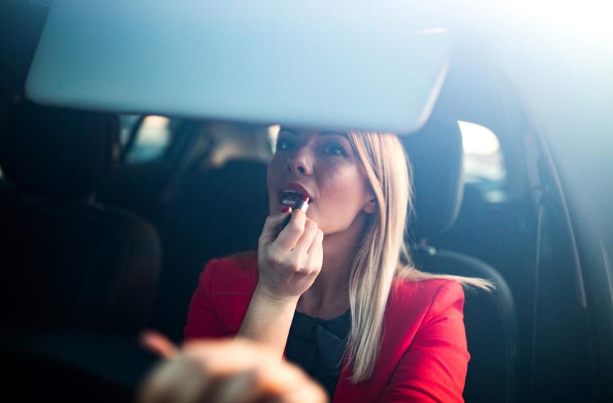 Время разбирать багажник: что выложить из машины, не дожидаясь морозов?