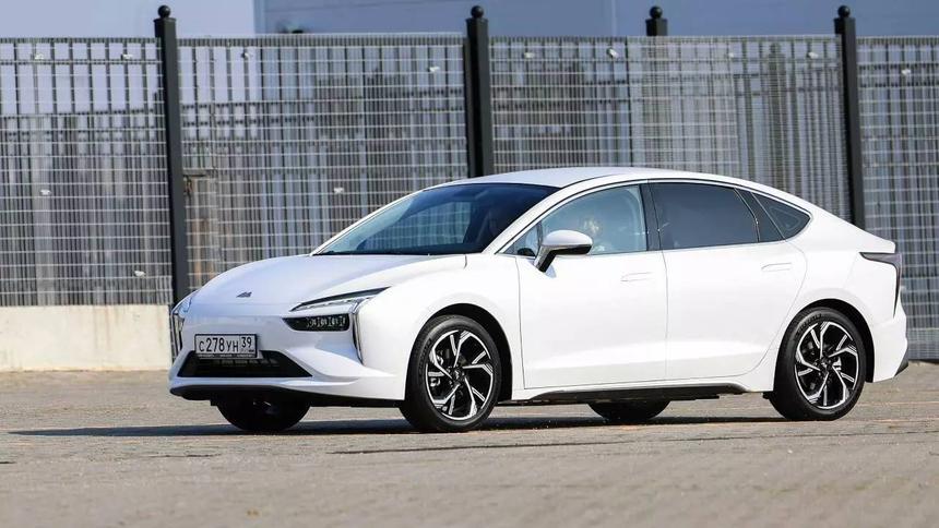 Россияне выбрали нового лидера в сегменте электрокаров