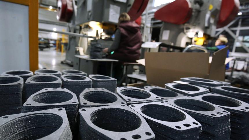 Доля российских автотоваров в продаже поразила своим количеством