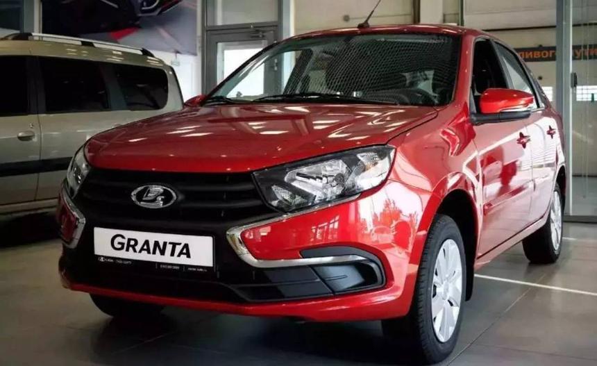 Владельцам Lada Granta бесплатно проведут диагностику машин