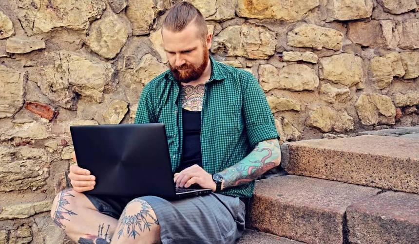 Опрос показал, как россияне выбирают подержанную машину онлайн