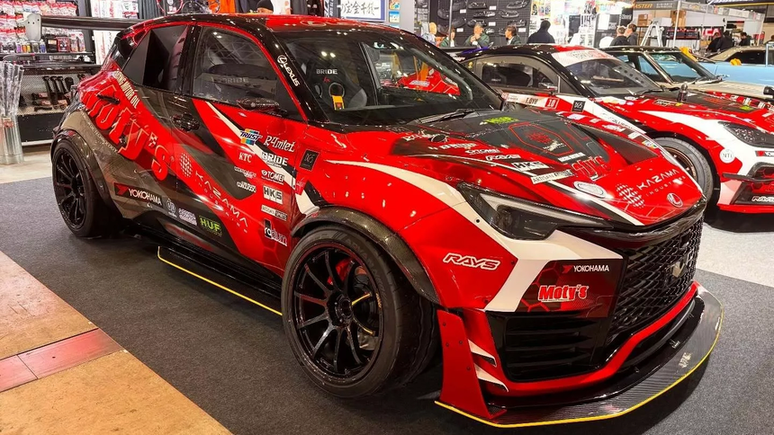 Инженеры превратили Lexus LBX в монстра для дрифта