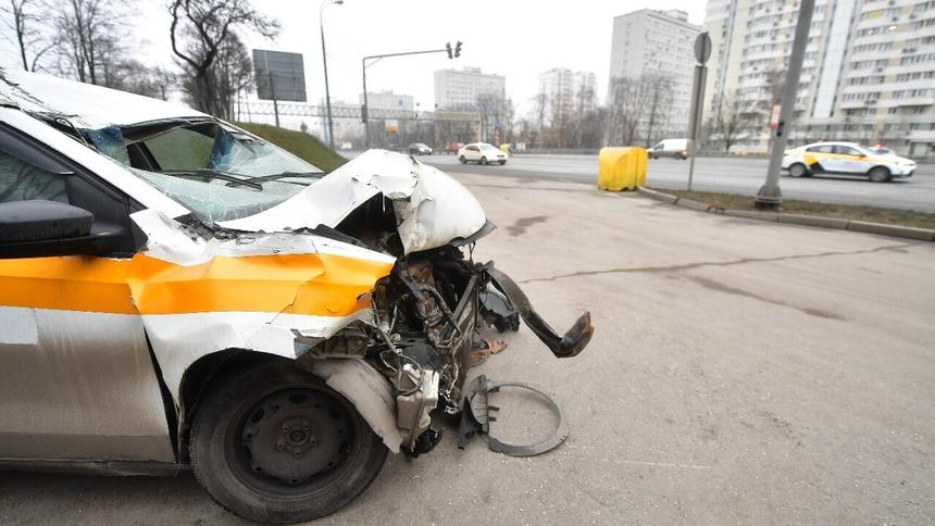 Выяснилось, что в ДТП россияне чаще уничтожают «китайцев» и Lada