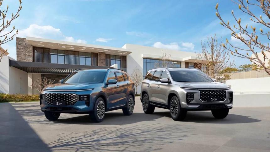 Марка Soueast объяснила обвал продаж в России