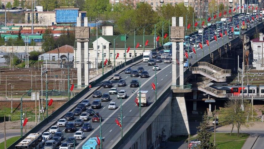 В России предложили увеличить штраф для «шумных» водителей